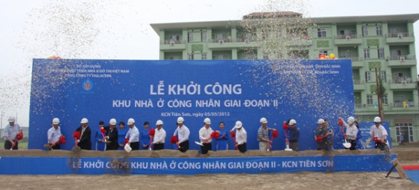 Viglacera quan tâm phát triển nhà ở và cải thiện đời sống văn hóa tinh thần cho công nhân lao động